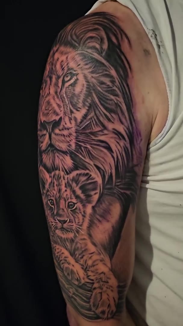 Tattoo session by Guy Abergel — 5 Dec 2024