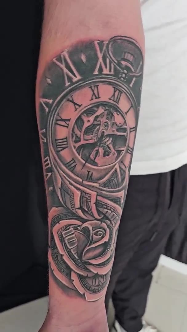 Tattoo session by Guy Abergel — 4 Nov 2025