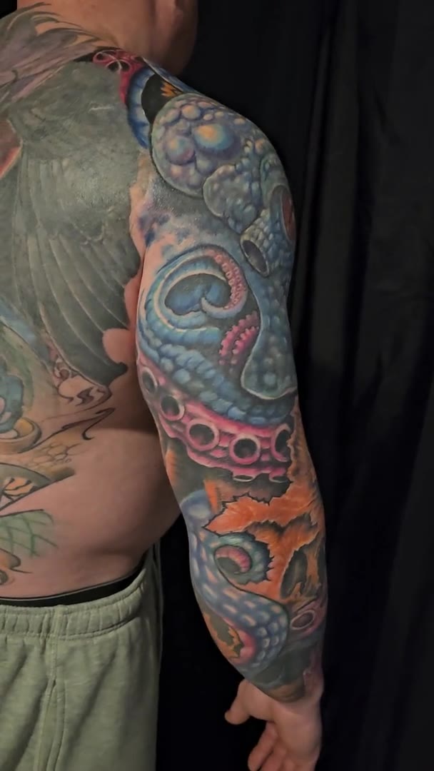 Tattoo session by Guy Abergel — 4 Apr 2026